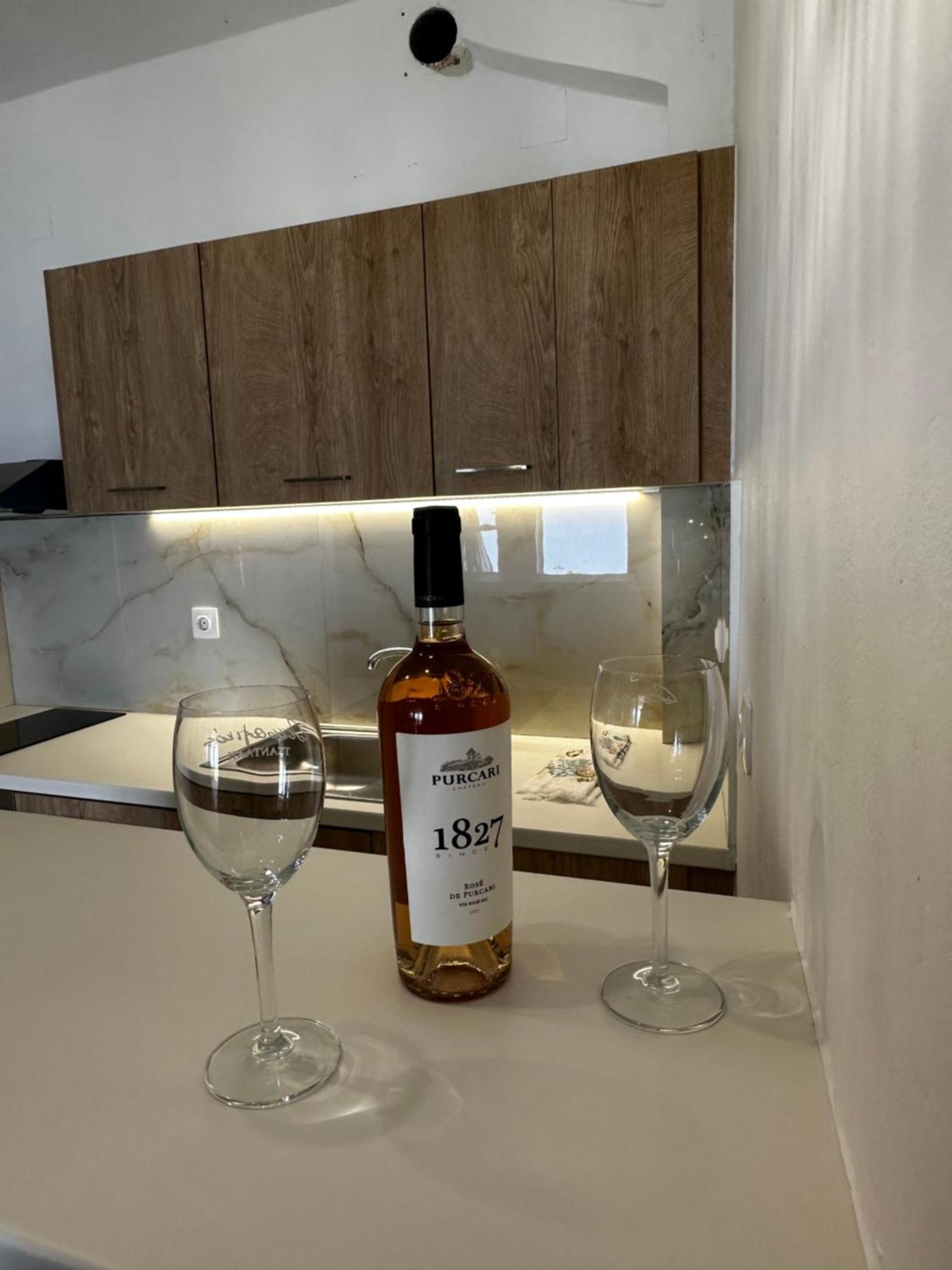Apartment το άσπρο σπίτι
